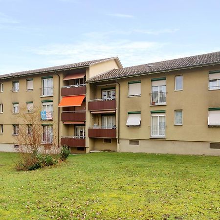 Cozy 2 Bedroom Apartment In Zurique Exterior foto